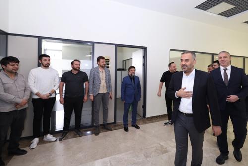 Başkan Toptaş, belediye personeliyle bayramlaştı